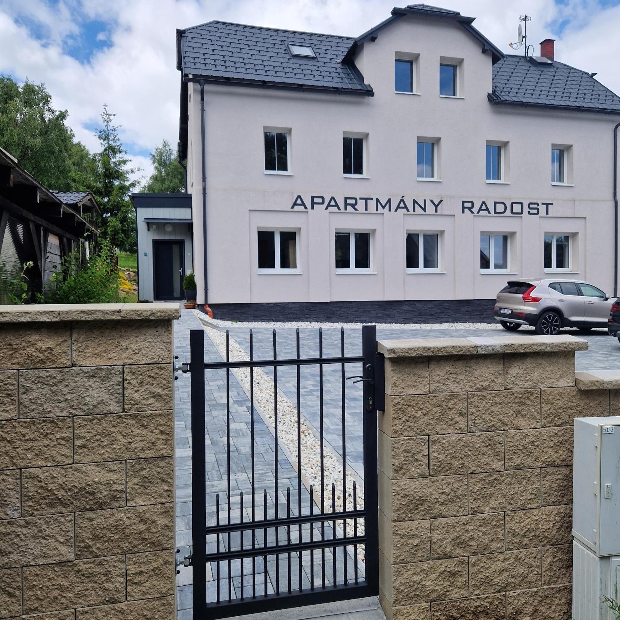 Apartmany Radost Коваржска Экстерьер фото